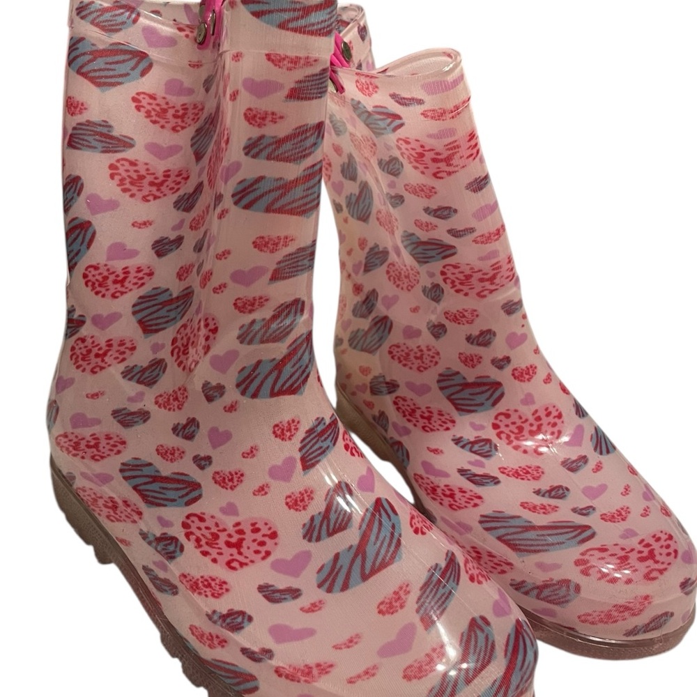 Girls Light up Heart Patterned Rain Boots NEW